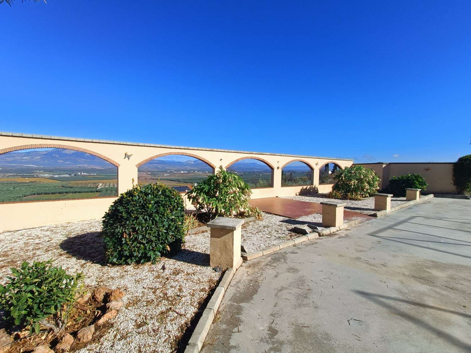 Talo myynnissä Moraleda de Zafayona