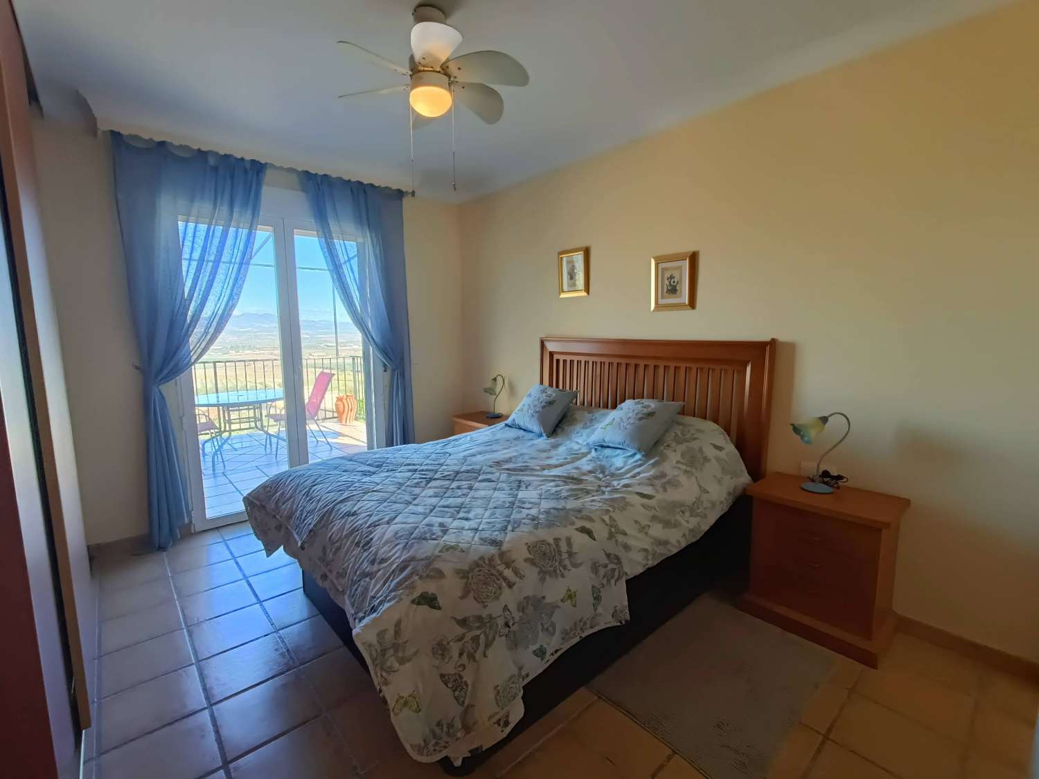 Talo myynnissä Moraleda de Zafayona