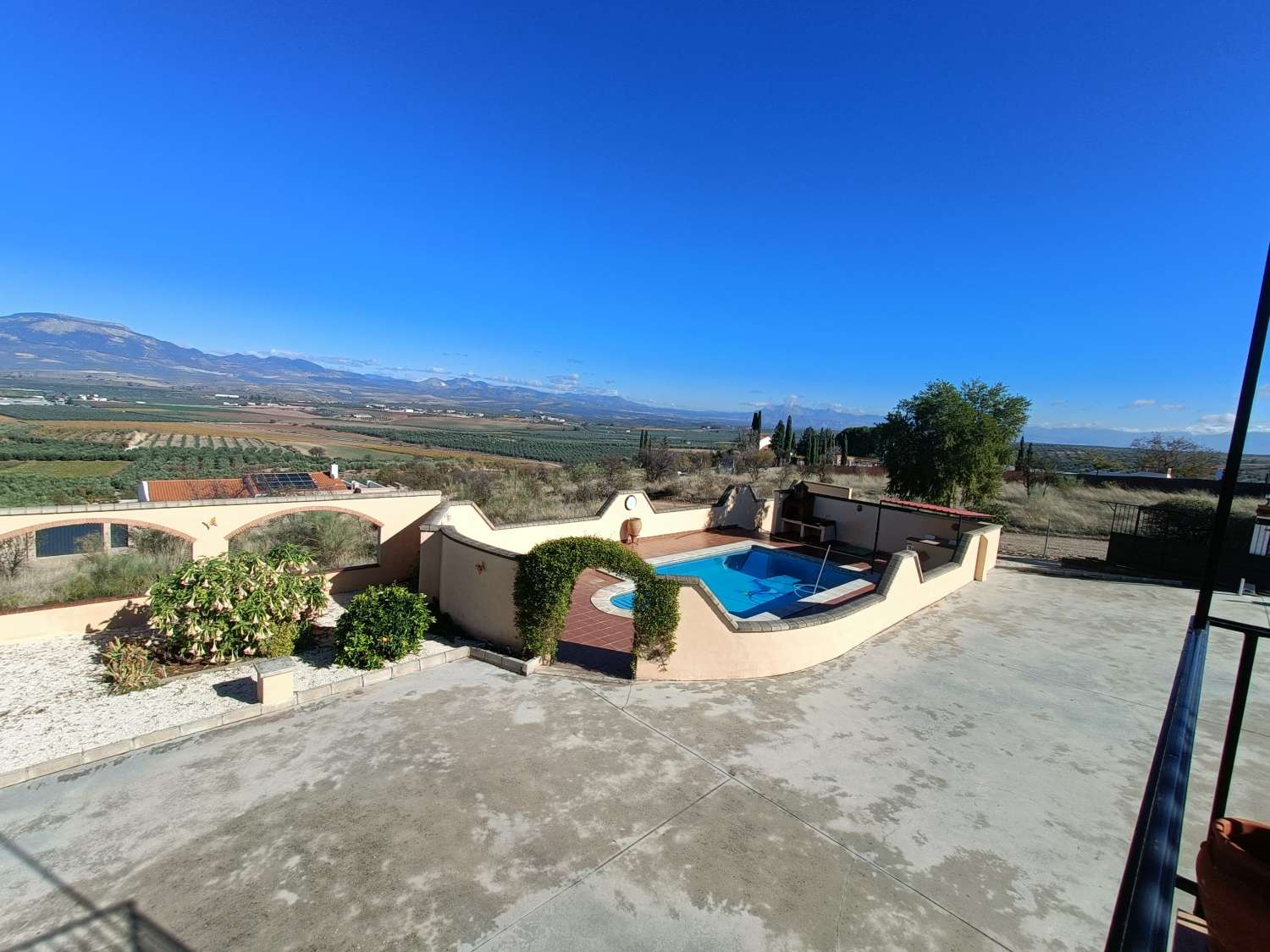 Talo myynnissä Moraleda de Zafayona