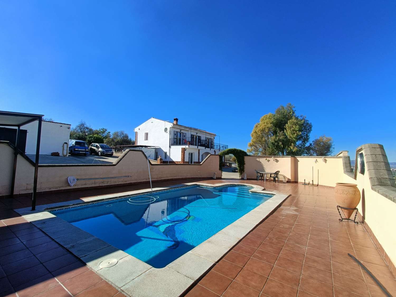 Talo myynnissä Moraleda de Zafayona