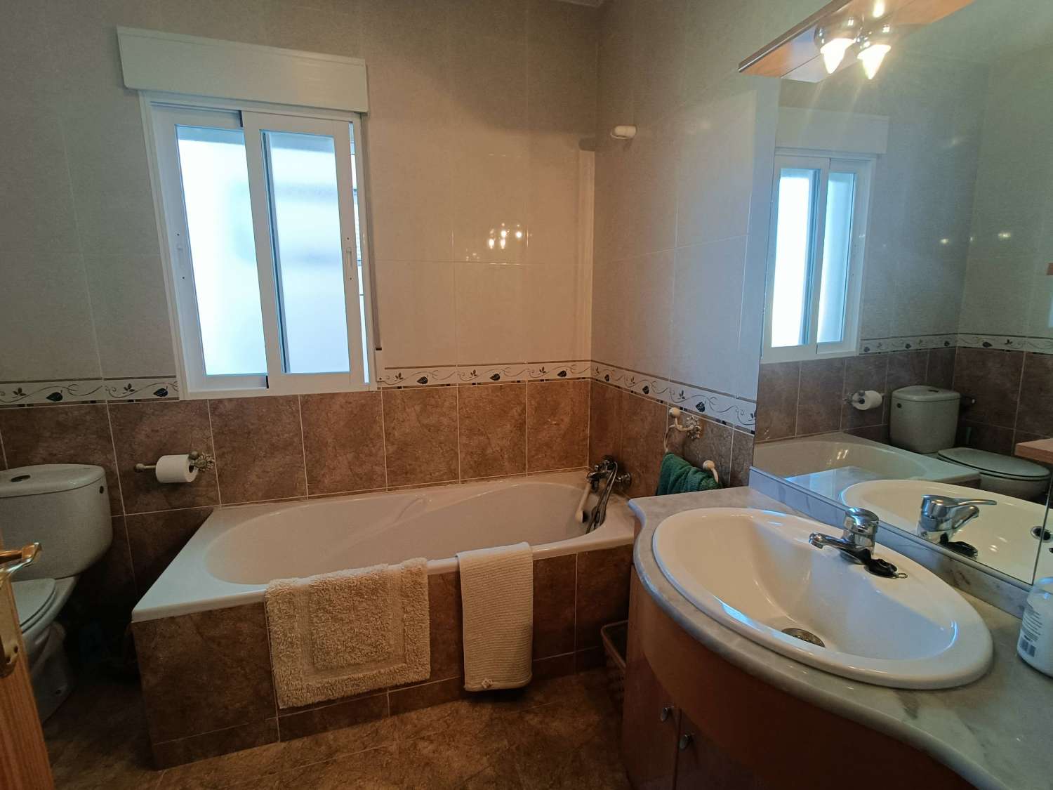 Talo myynnissä Moraleda de Zafayona