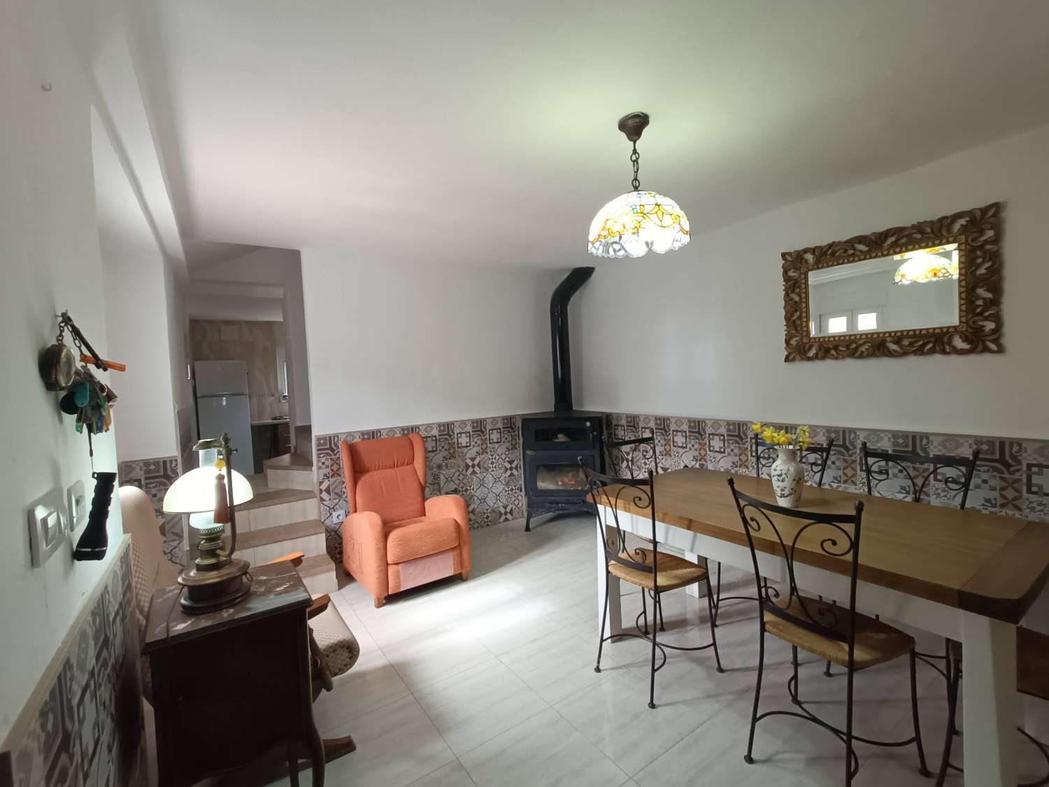 Lovely 5 bed detached country home in a peaceful location, good access and all main services