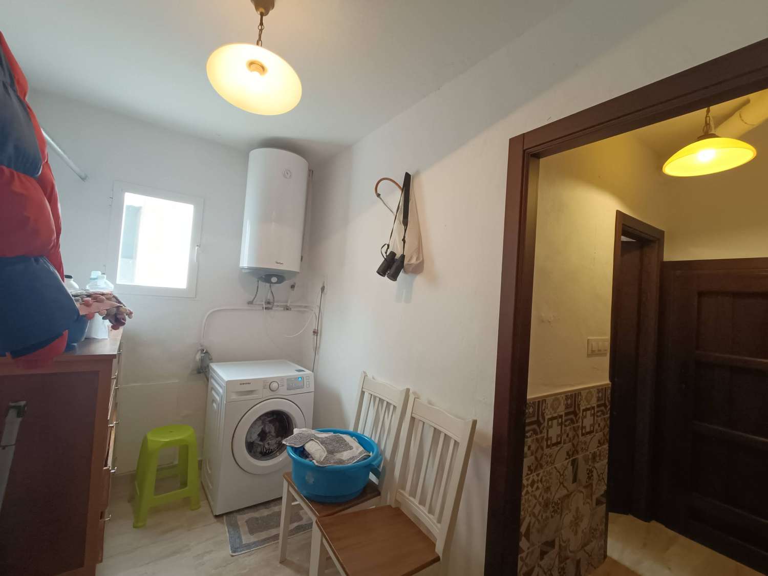 Lovely 5 bed detached country home in a peaceful location, good access and all main services