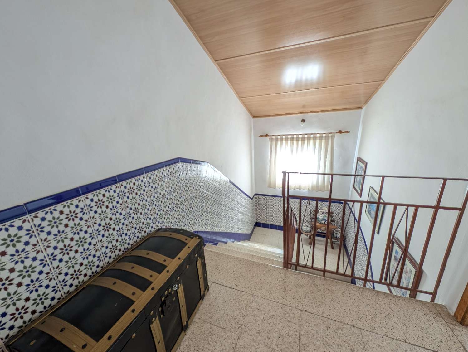 Spacious 4-Bed Townhouse with Large Private Patio & Air-Con for Sale in Granada Province