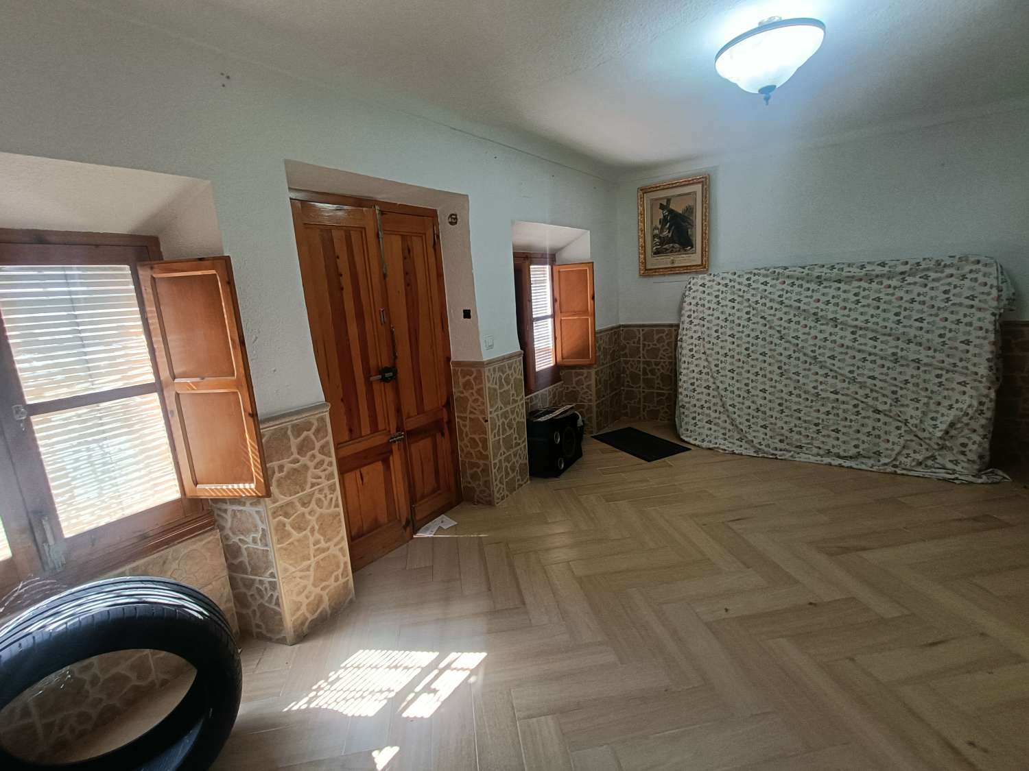 Fully renovated village house ready to move into