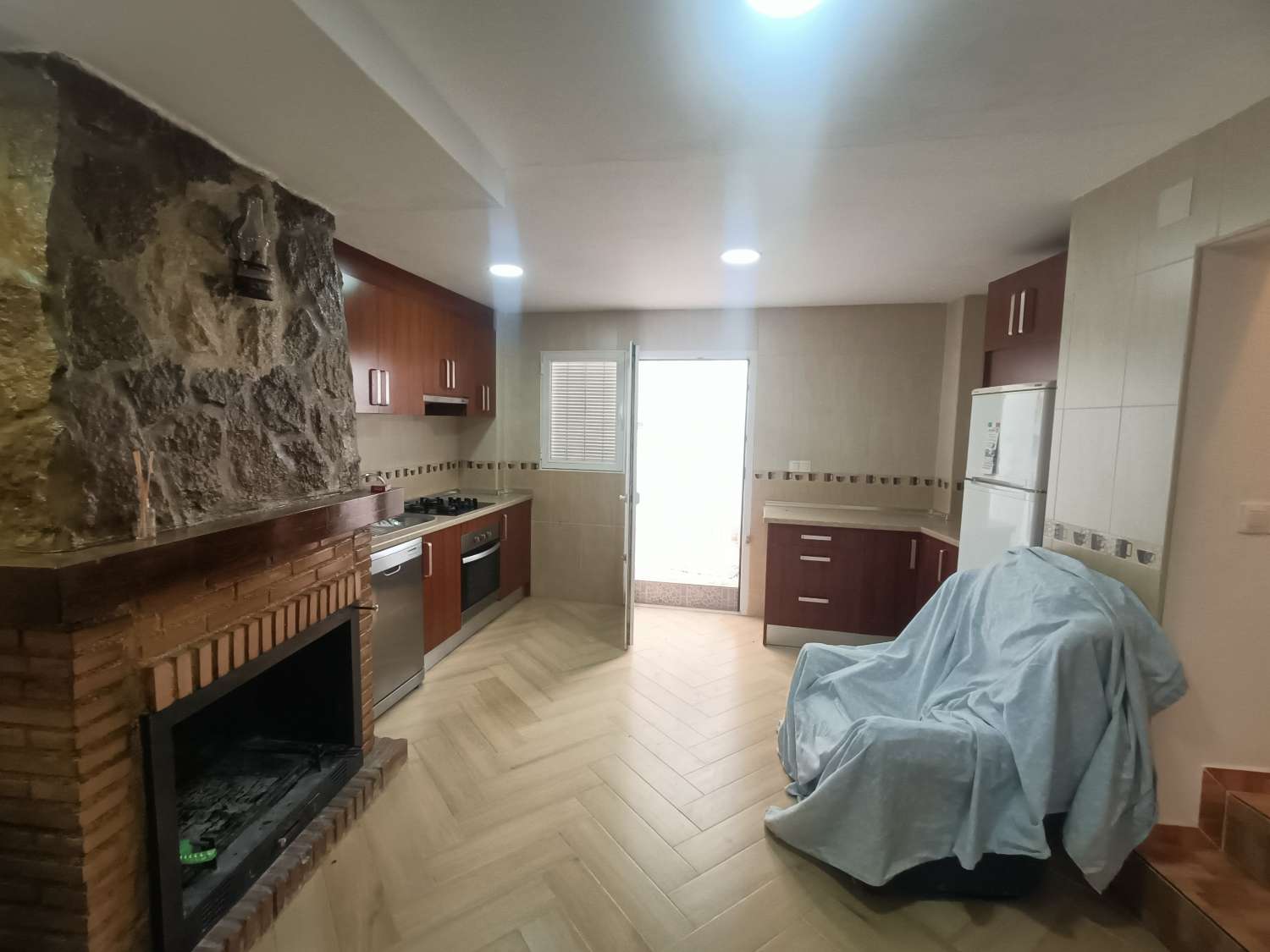 Fully renovated village house ready to move into