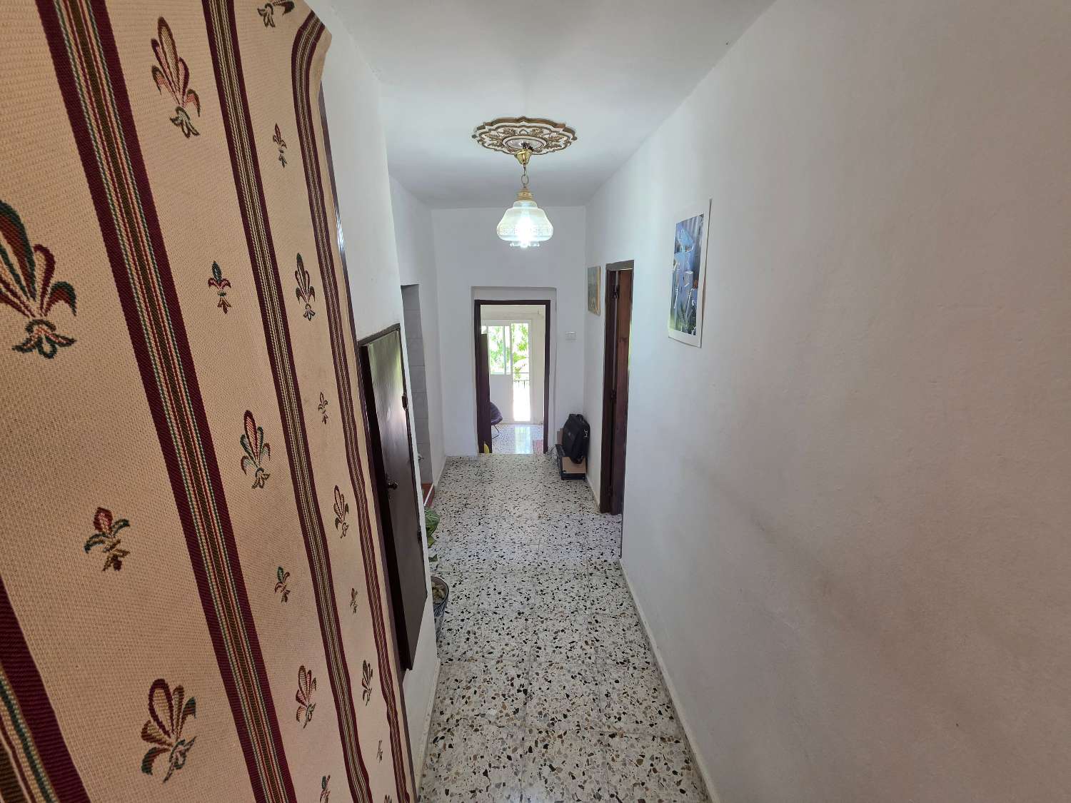 Talo myynnissä Alhama de Granada