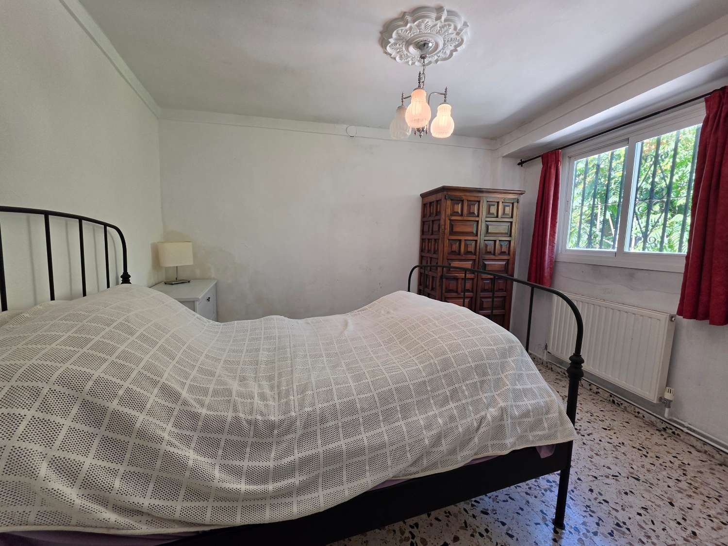 Talo myynnissä Alhama de Granada