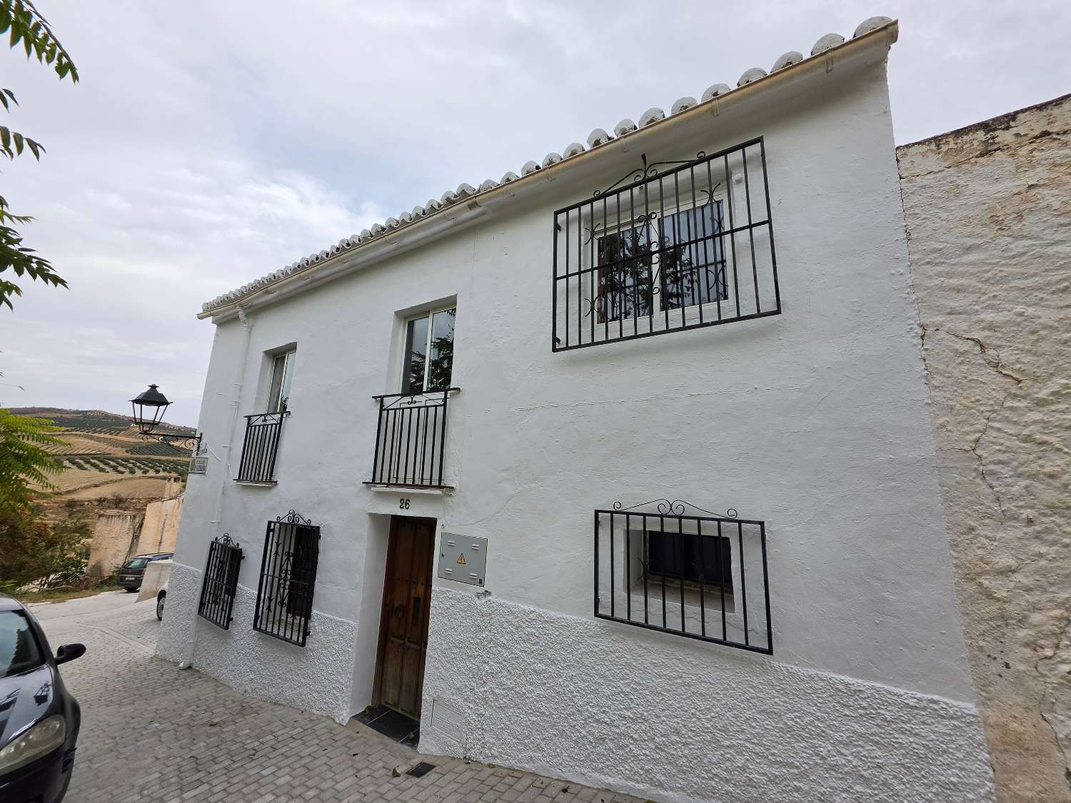 Talo myynnissä Alhama de Granada