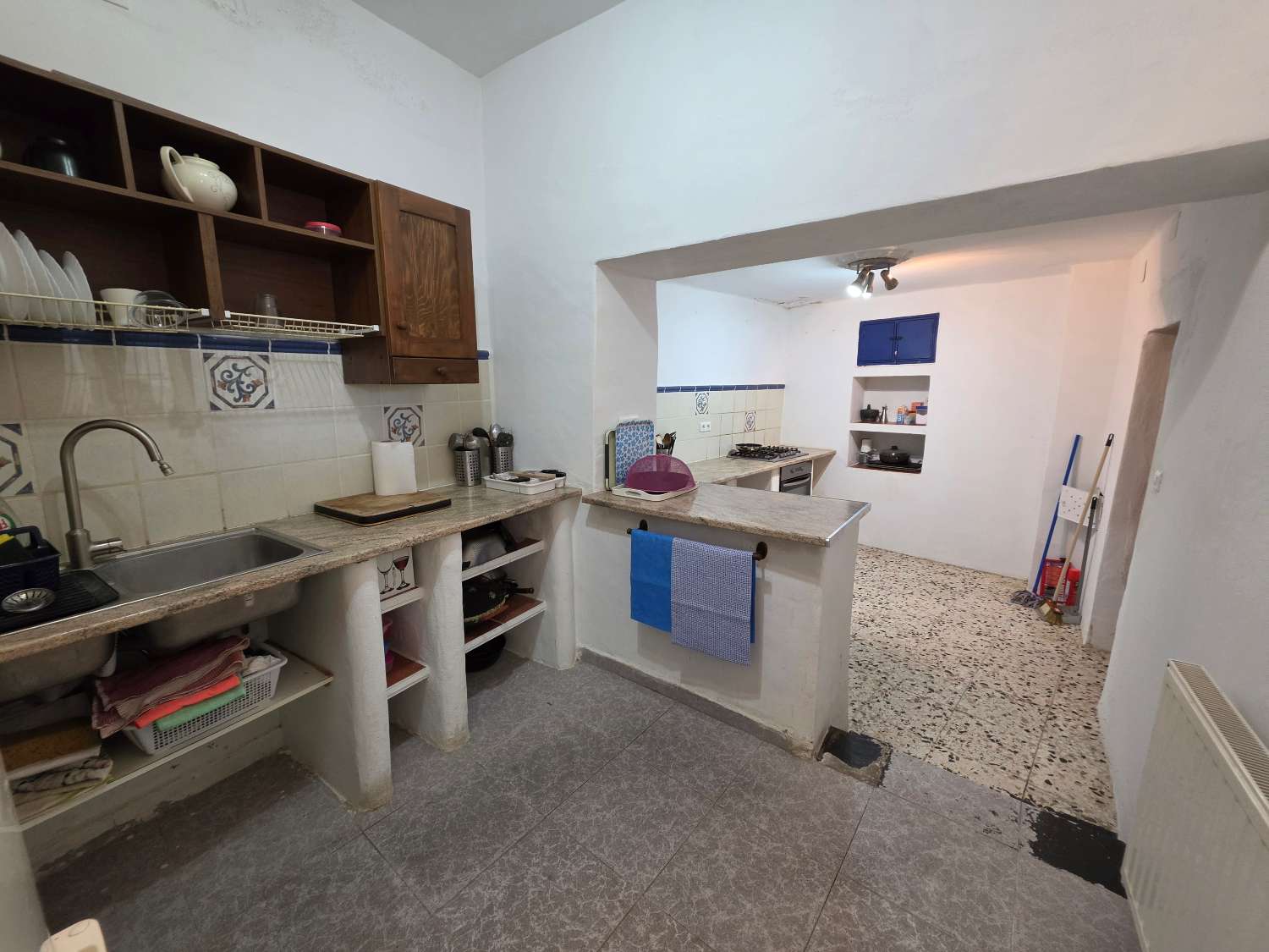 Talo myynnissä Alhama de Granada
