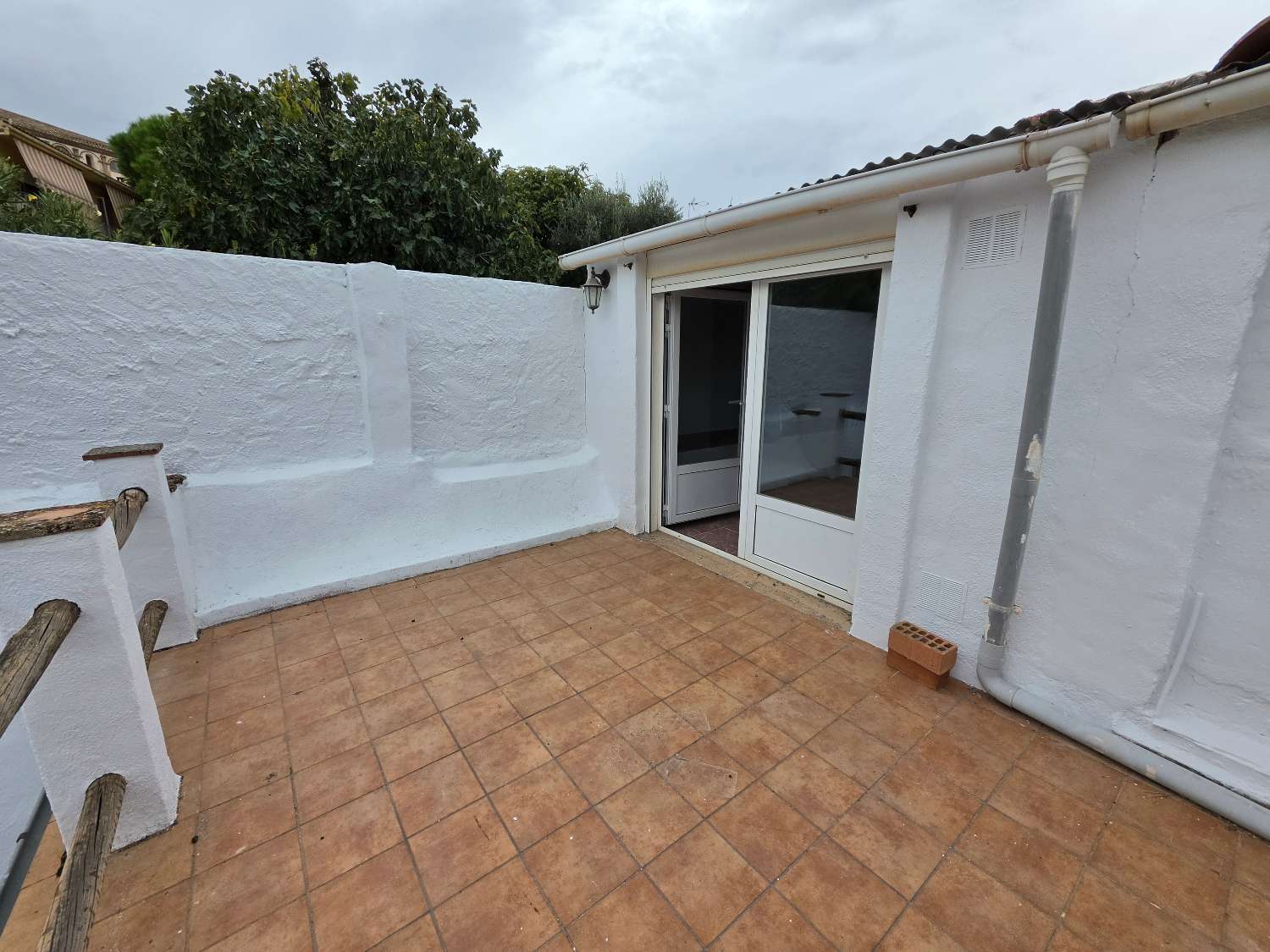 Talo myynnissä Alhama de Granada