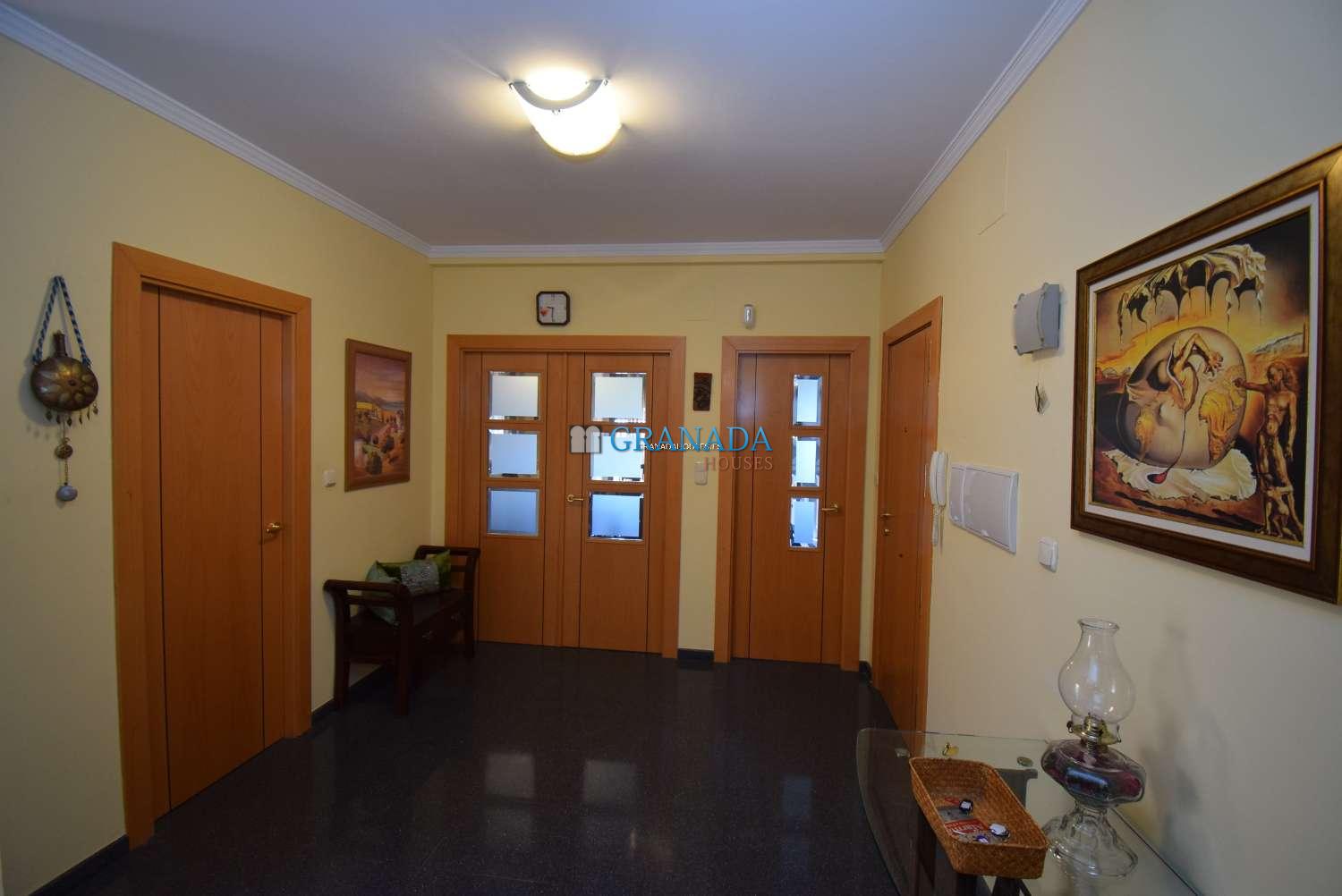 House for sale in Villanueva de Mesía, 185.000 €, Ref. CASA VILLANUEVA