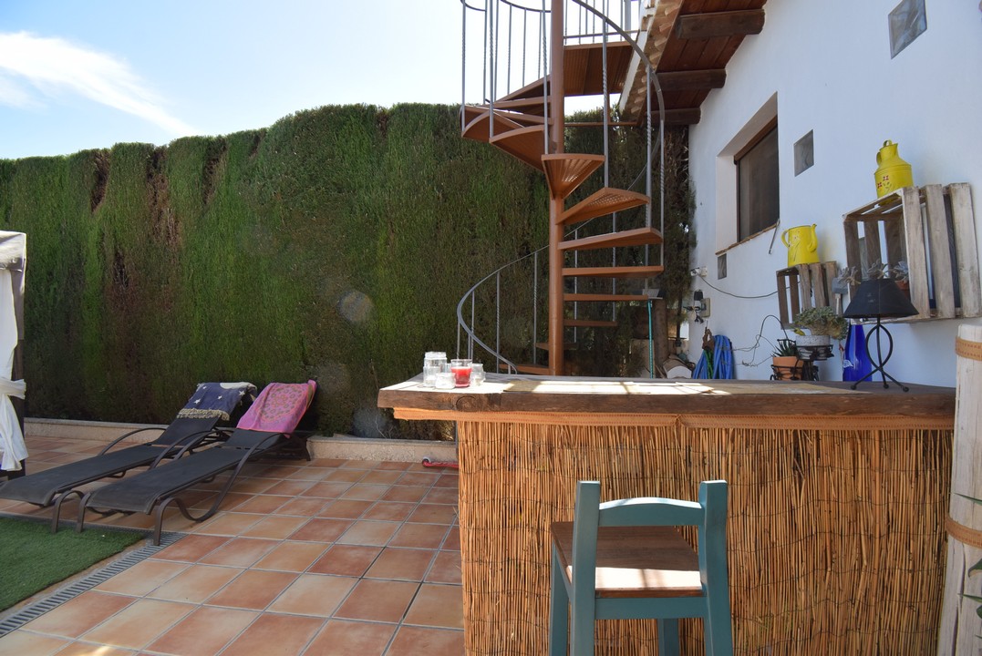 BELLISSIMA CASA DI CAMPAGNA CON MOLTO FASCINO E TANTE POSSIBILITA&#39;...