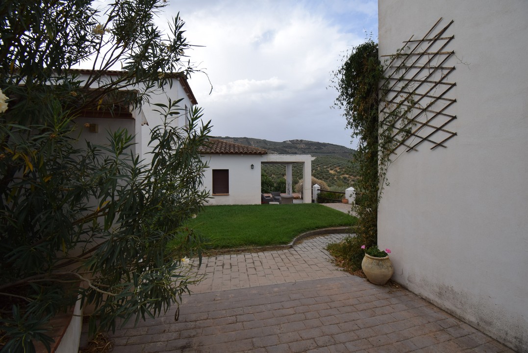 ESTUPENDA CASA DE CAMPO CON ANEXO INDEPENDIENTE, PISCINA Y ESTUPENDAS VISTAS