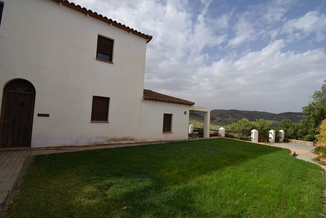 ESTUPENDA CASA DE CAMPO CON ANEXO INDEPENDIENTE, PISCINA Y ESTUPENDAS VISTAS