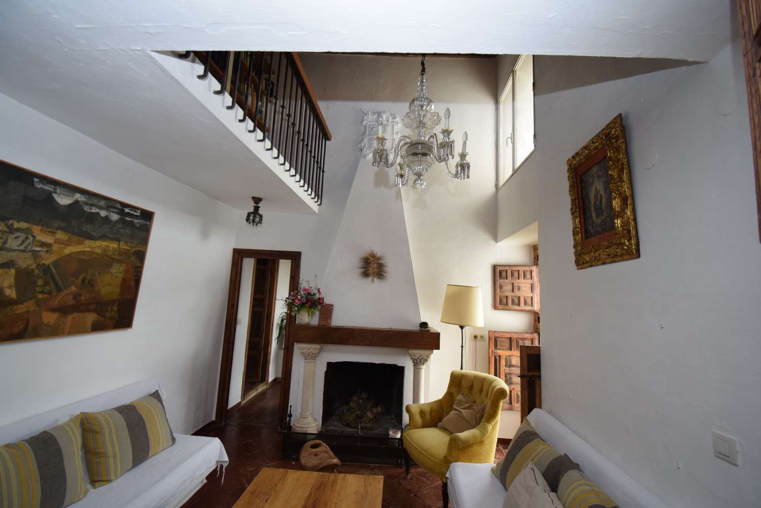 CASA SINGULAR A 10 MINUTOS DE GRANADA