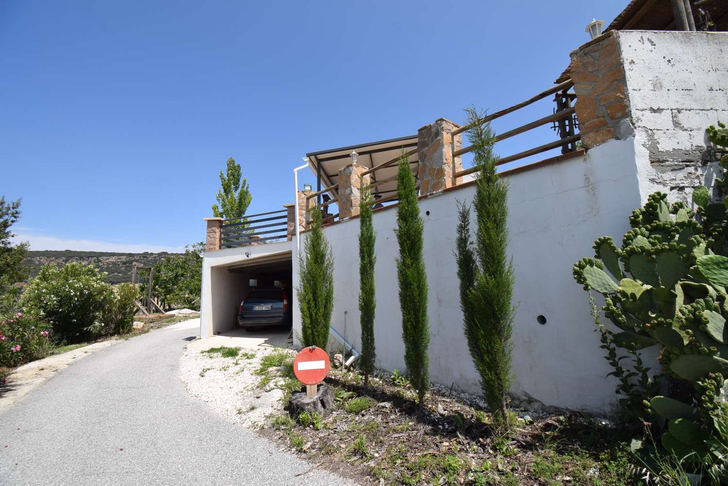 Mooie rustieke boerderij, met 2 onafhankelijke appartementen, zwembad en geweldig uitzicht