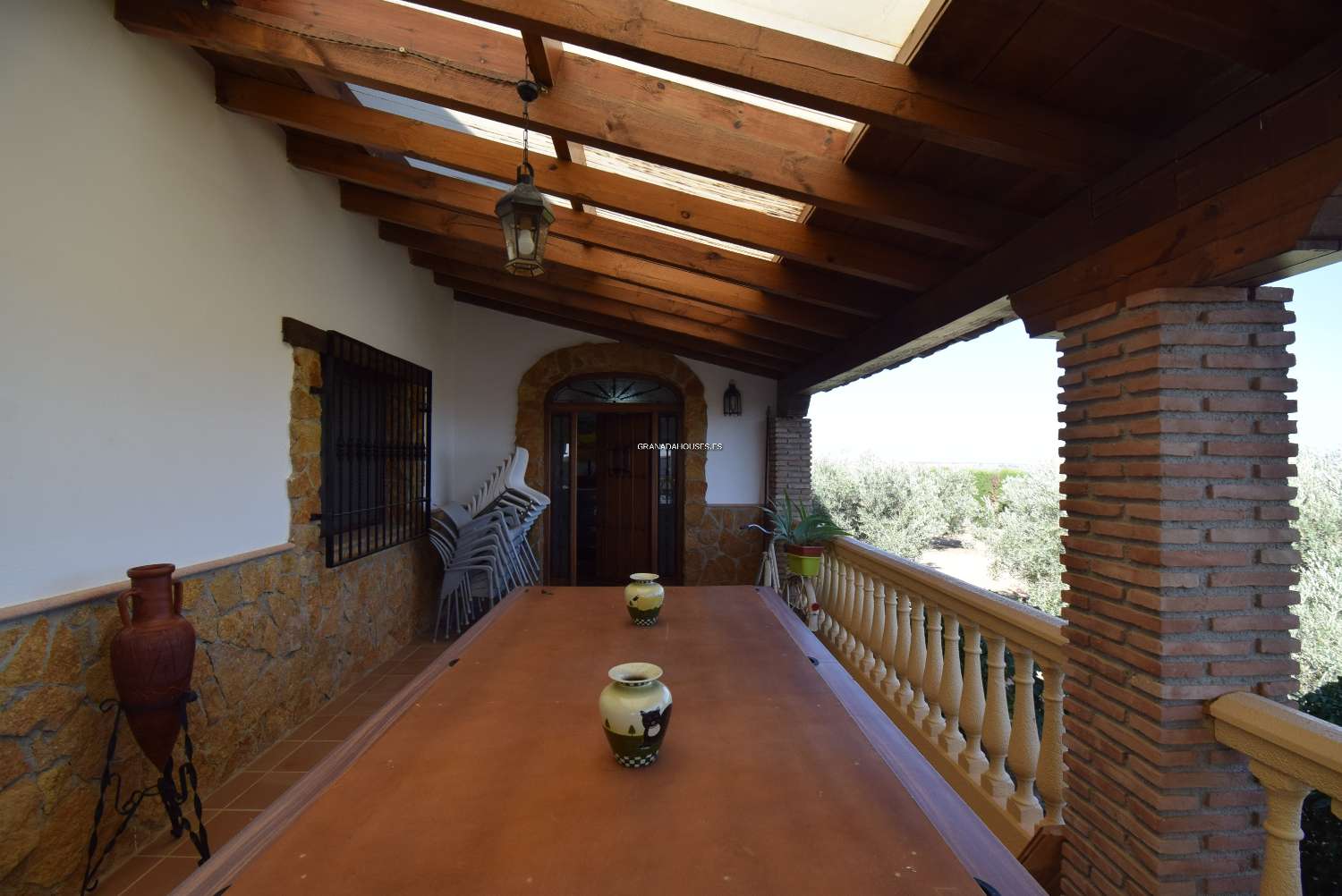 Fantastic detached villa with tennis court, swimming-pool and great views