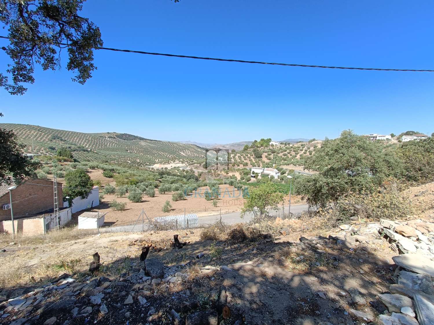 Casa di paese rustica con vista spettacolare e 4 lotti edificabili