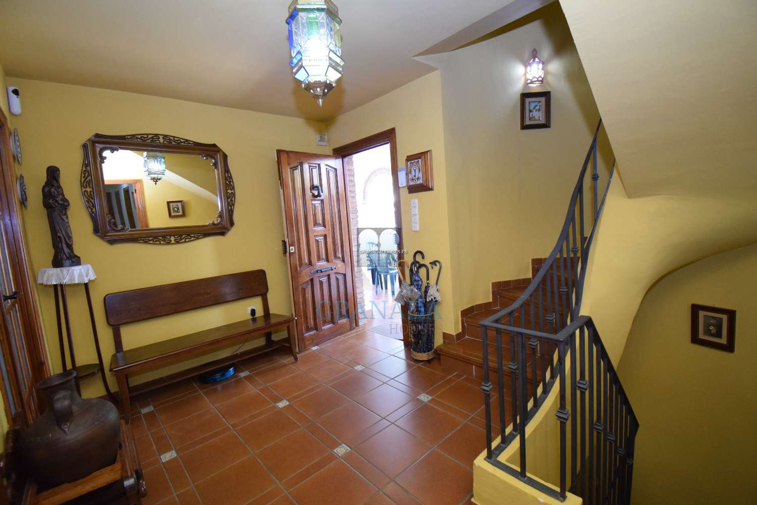 Detached villa at 15 mins to Granada city
