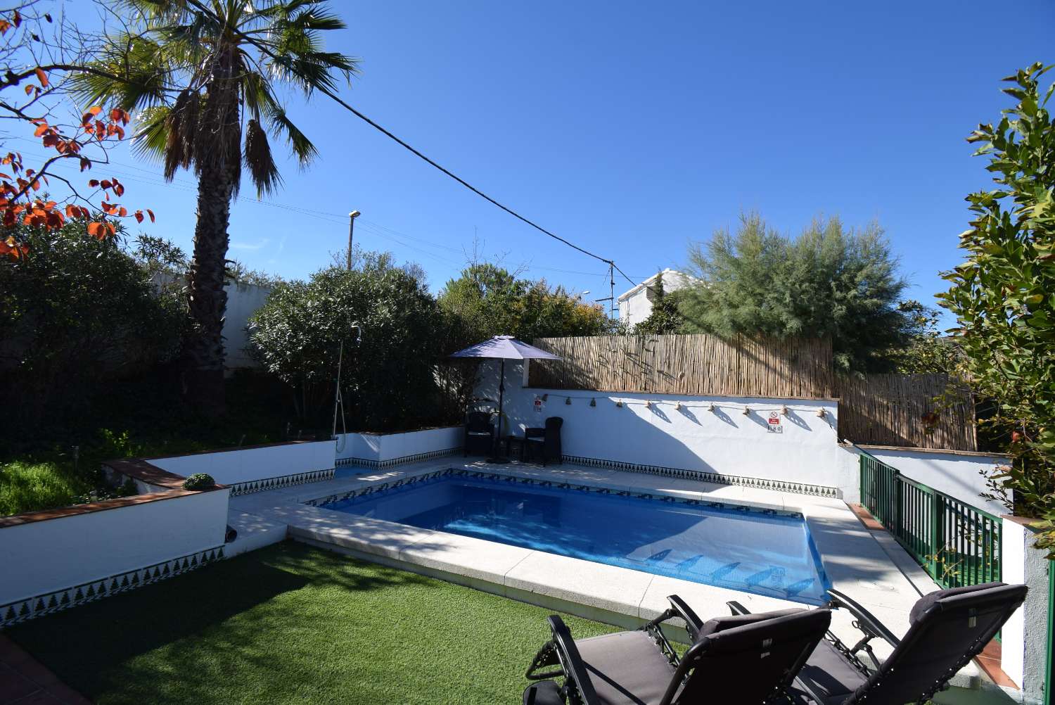 Charmant cottage avec piscine, jardin et belles vues