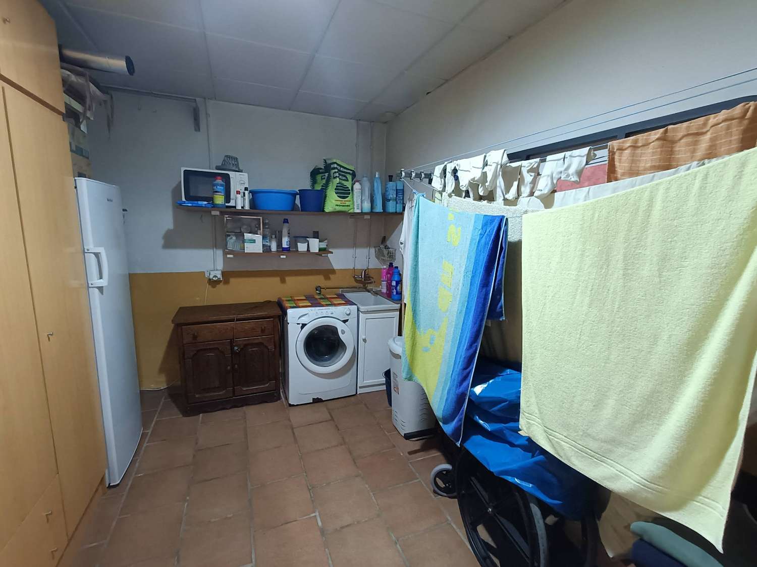 Velký rodinný dům se 2 samostatnými apartmány nedaleko města Granada