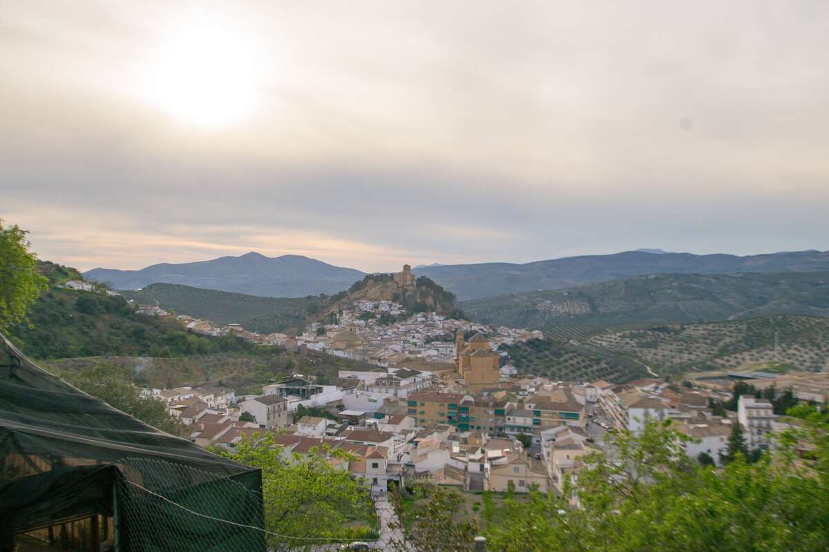 منزل للبيع في Montefrío