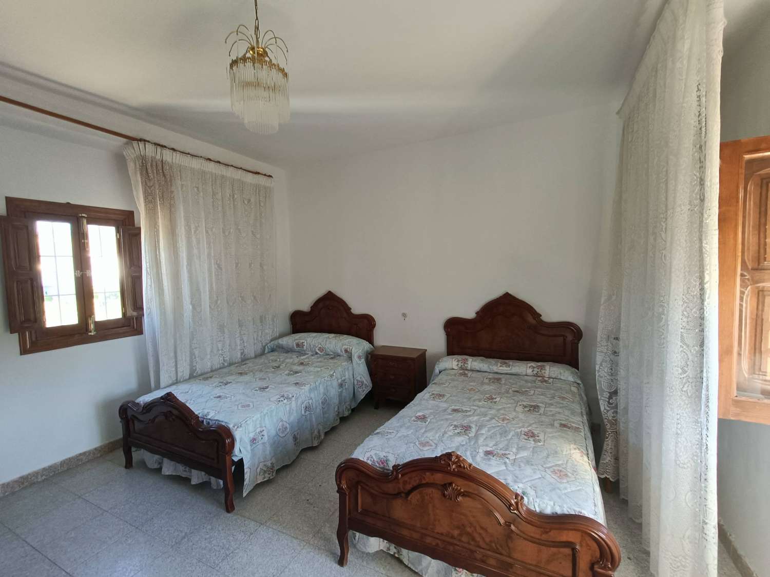 Дім на продаж в Loja