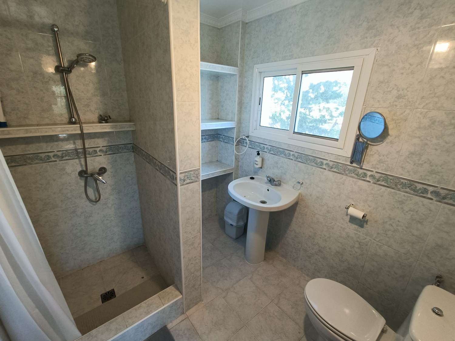 屋 出售 在 Riofrío-Fuente Camacho-Cuesta Blanca (Loja)