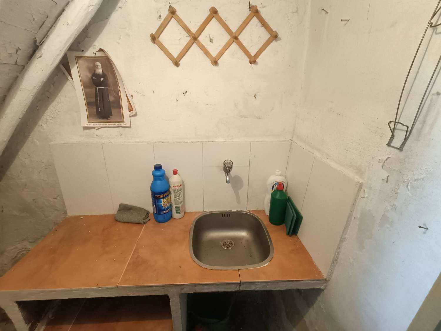 Tiny house for updating