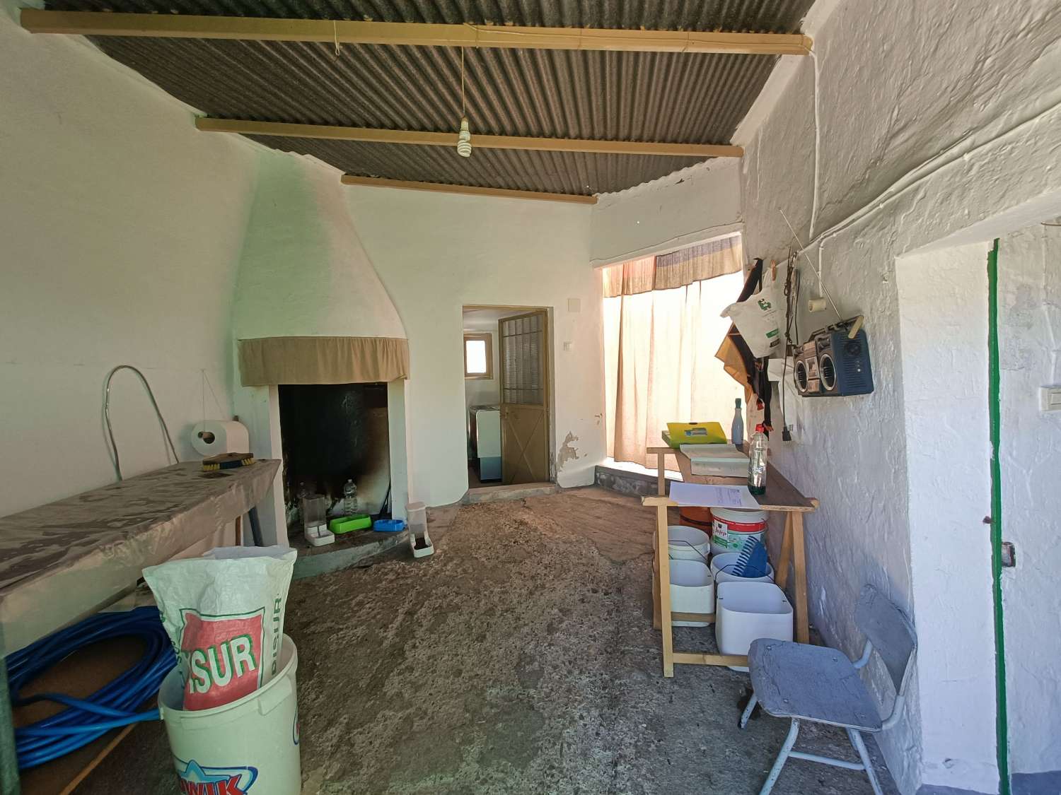 Traditional farmhouse for renovation