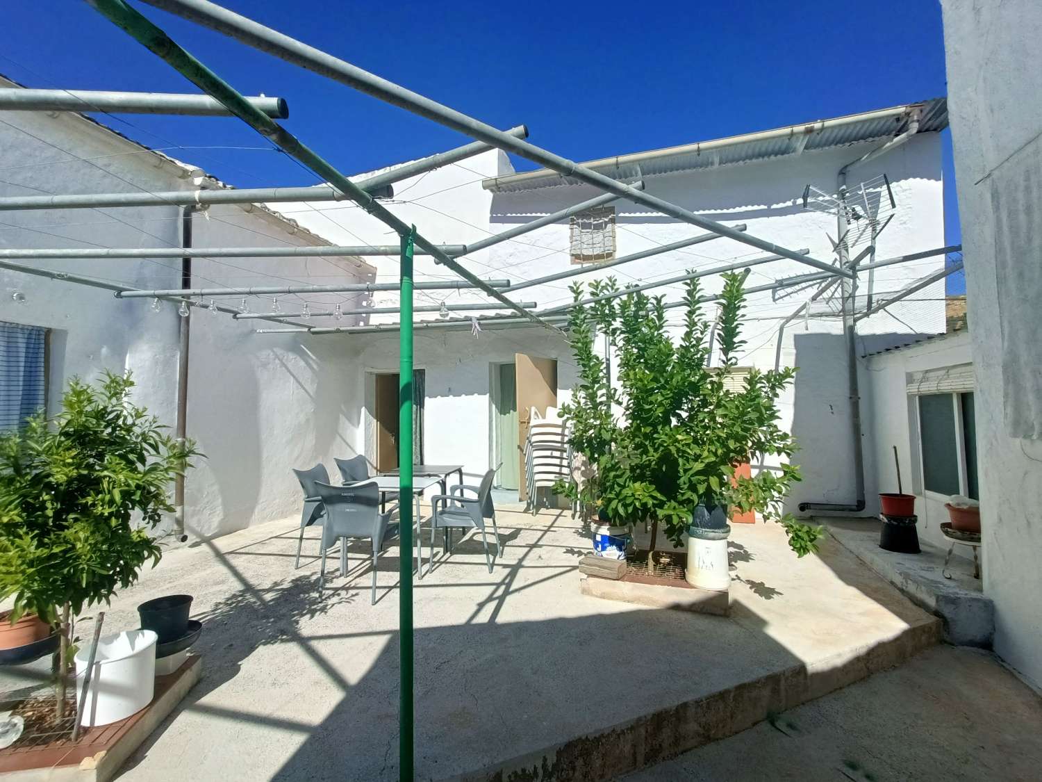 Traditional farmhouse for renovation