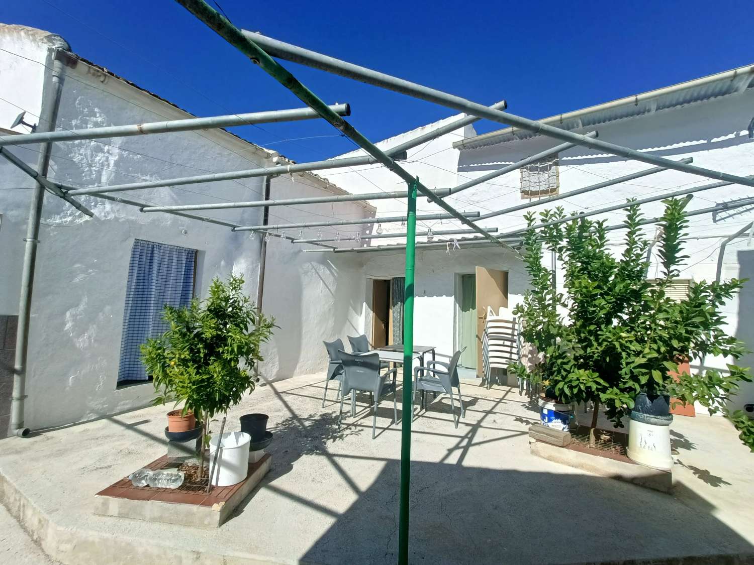 Traditional farmhouse for renovation