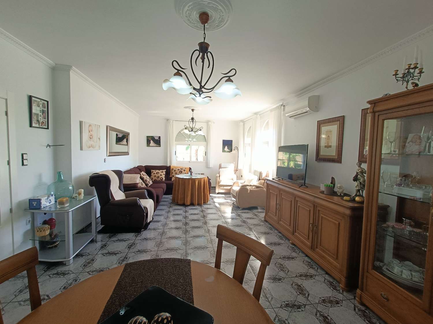 Impressive deached villa with land, views and good access