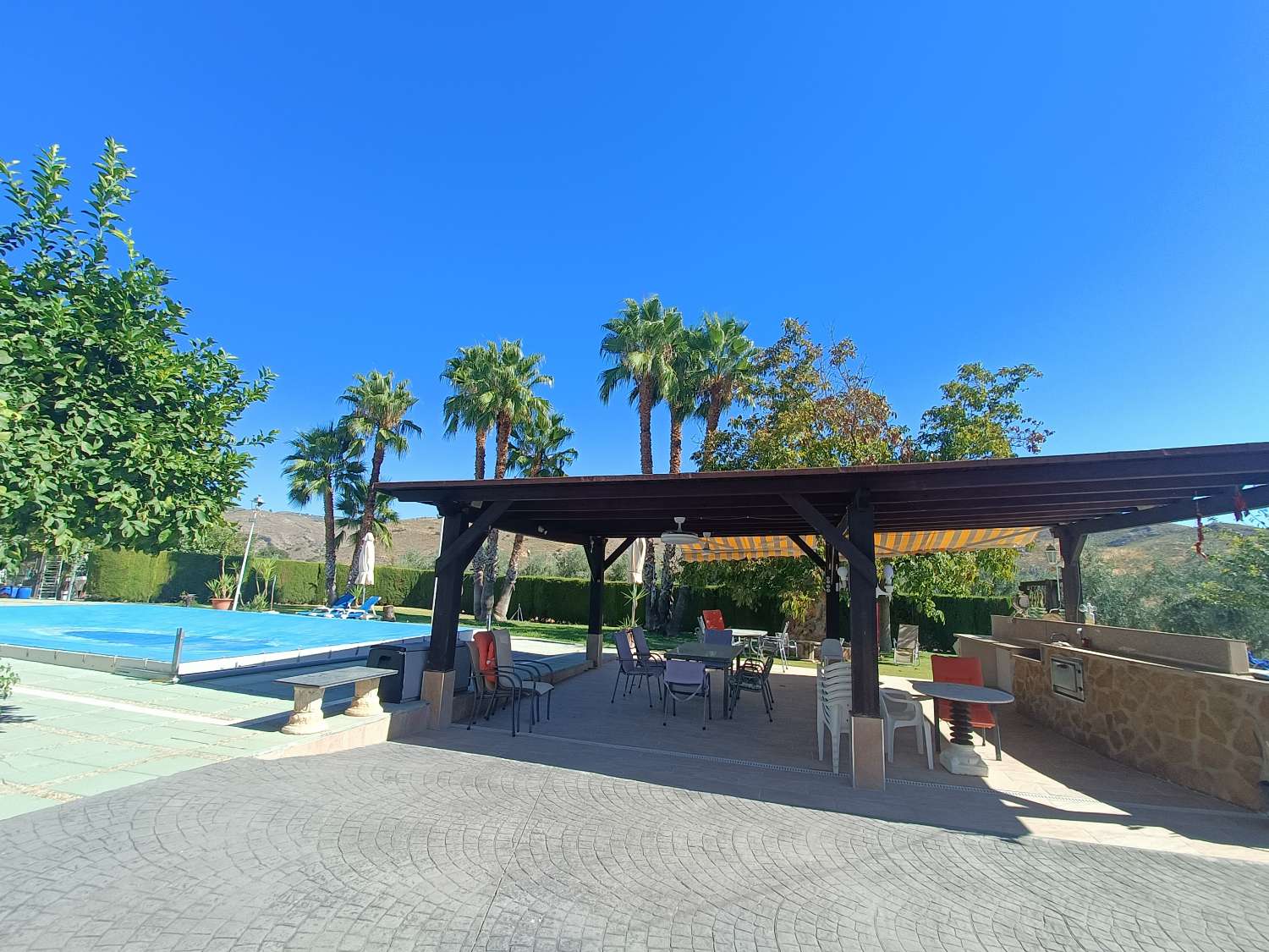 Impressive deached villa with land, views and good access