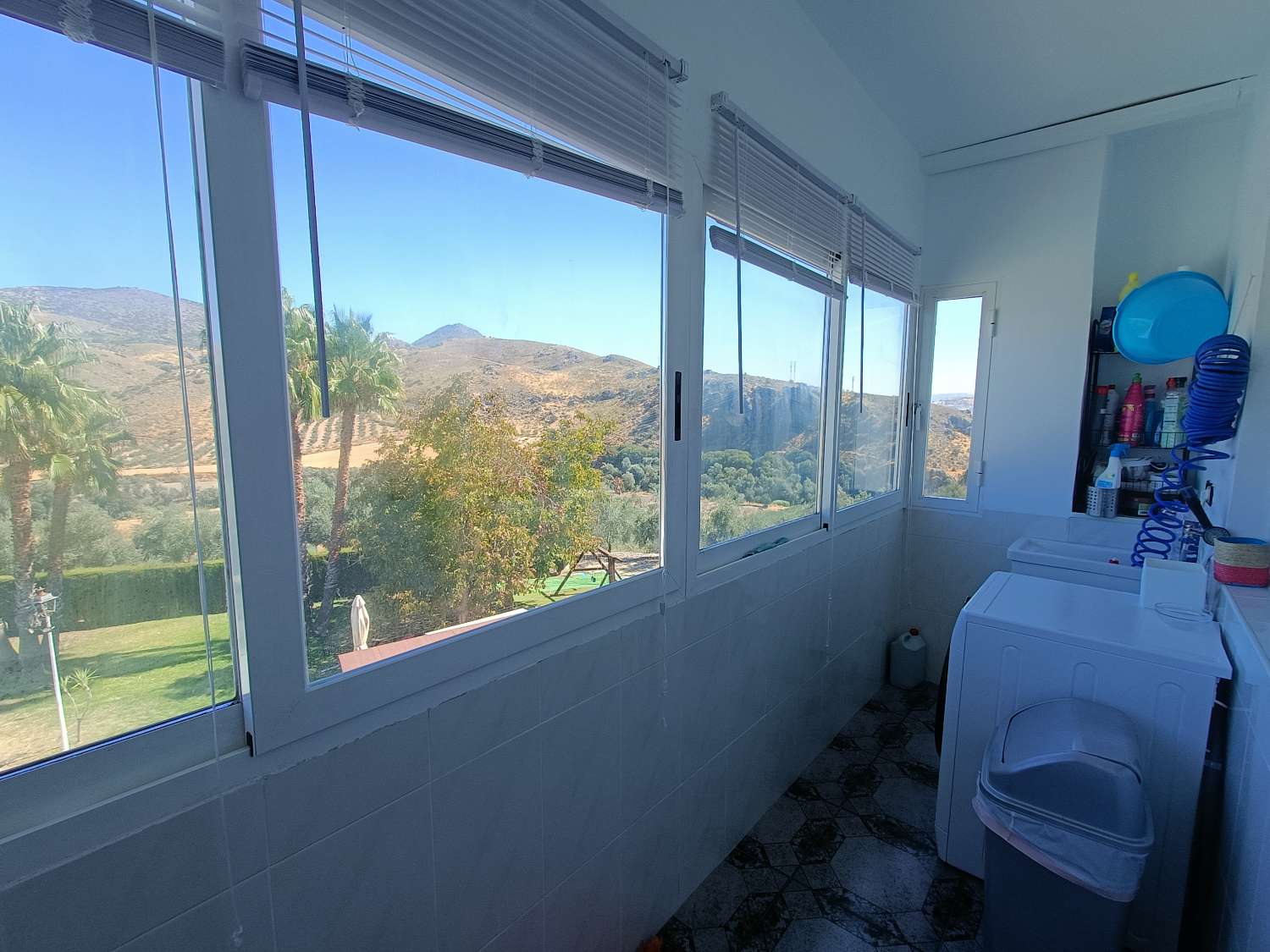 Impressive deached villa with land, views and good access