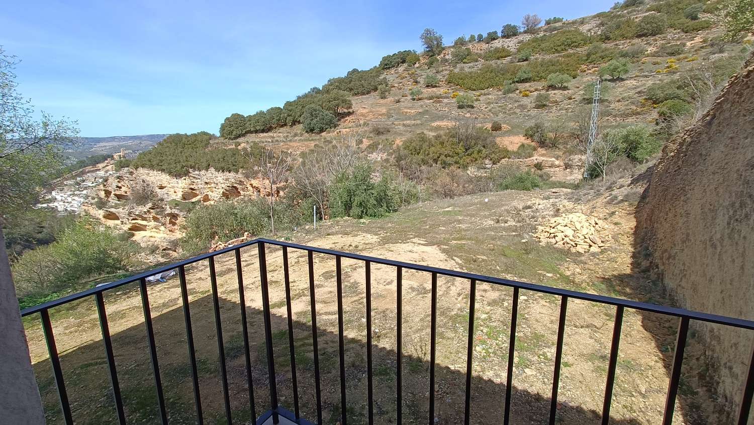 IDEAL CORTIJO POUR L'ACCOMMODATION RURAL AVEC MONTEFRIO VIEW