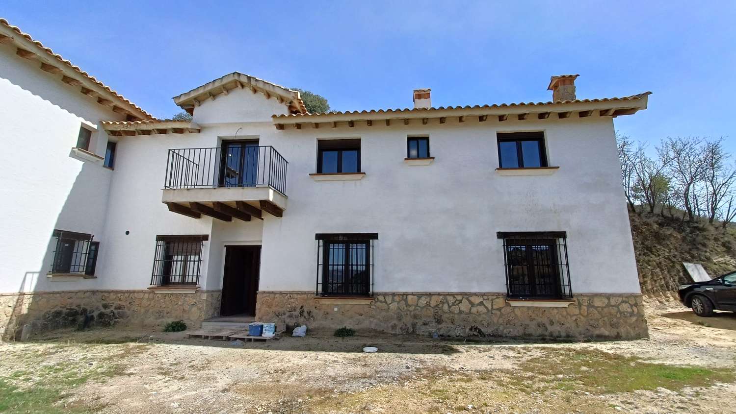 IDEAL CORTIJO POUR L'ACCOMMODATION RURAL AVEC MONTEFRIO VIEW